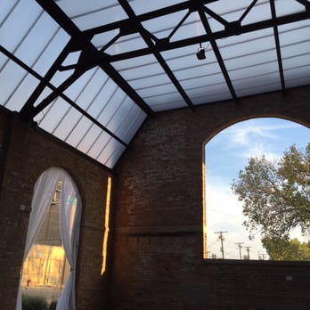 Bridgeport Art Center - Great lighting in the early evening. - Venues & Event Spaces Near Me - Chicago, Illinois Bridgeport Art Center - Great lighting in the early evening. - Venues & Event Spaces Near Me - Chicago, Illinois