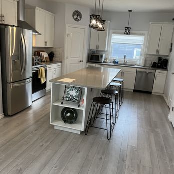 B Wise Contractors - Custom Kitchen including flooring, countertops, backsplash ect... - General Contractors Near Me - Edmonton, Alberta B Wise Contractors - Custom Kitchen including flooring, countertops, backsplash ect... - General Contractors Near Me - Edmonton, Alberta