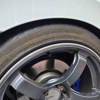 Onsite Wheels - Same curb, different lighting to showcase how deep - Wheel & Rim Repair Near Me - Westminster, California