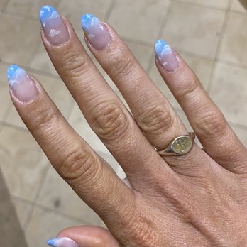 Tips Toes Nail Studio - Nail Salons Near Me - Santa Monica, California