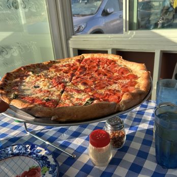 The Good Pizza - Italian Near Me - Playa Del Rey, California The Good Pizza - Italian Near Me - Playa Del Rey, California