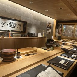 錦 鮨しん - Updated February 2026 - 64 Photos & 14 Reviews - 中京