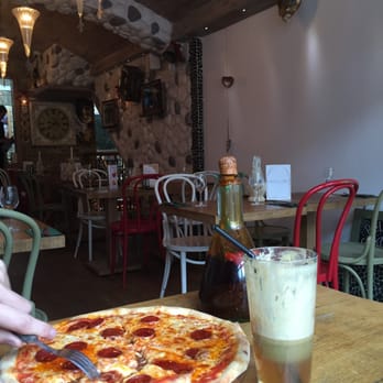 La Vita E Bella - Italian Near Me - London, XGL La Vita E Bella - Italian Near Me - London, XGL