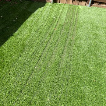Big Bully Turf - Burn Marks - Artificial Turf Near Me - Irving, Texas Big Bully Turf - Burn Marks - Artificial Turf Near Me - Irving, Texas