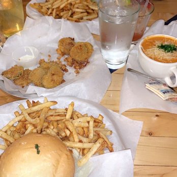 State & Central - Fried chicken sandwich, fried pickles and tomato soup with grilled cheese. - Pubs Near Me - Olympia, Washington