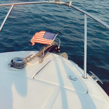 Boat And Bottle - Beautiful boat ride.. - Boat Tours Near Me Boat And Bottle - Beautiful boat ride.. - Boat Tours Near Me
