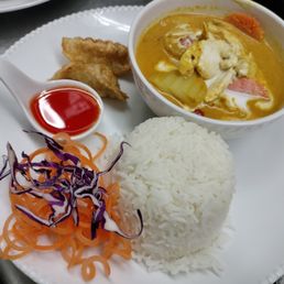 Yellow Curry [vegan Option Available]