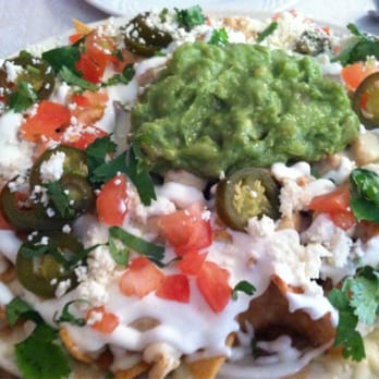 Mariachi's Mexican Restaurant - Chicken nachos - Mexican Near Me - Absecon, New Jersey Mariachi's Mexican Restaurant - Chicken nachos - Mexican Near Me - Absecon, New Jersey