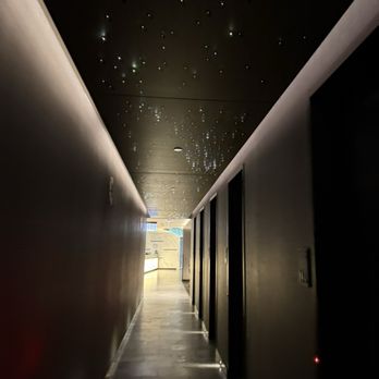 United Polaris Lounge - Look at the stars, look how they shine for you - Airport Lounges Near Me - Chicago, Illinois United Polaris Lounge - Look at the stars, look how they shine for you - Airport Lounges Near Me - Chicago, Illinois