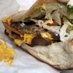 Woody's Drive-In - The Jody special burger