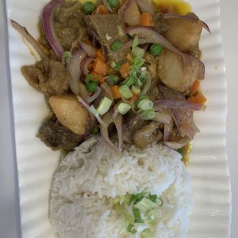 Flavor House - Curry rice with beef brisket - Noodles Near Me - Houston, Texas