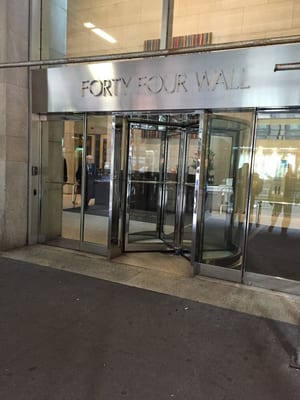 Charles Schwab by null