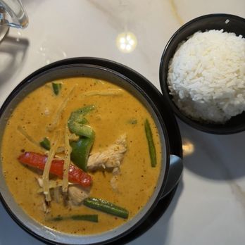 Phirom thai restaurant - Red Curry - Thai Near Me - Plainsboro, New Jersey Phirom thai restaurant - Red Curry - Thai Near Me - Plainsboro, New Jersey