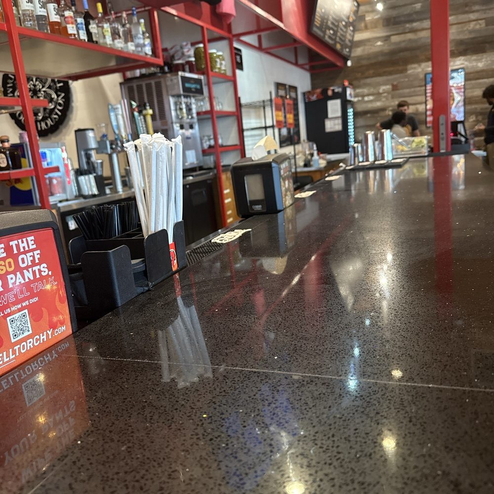 Full bar Full bar