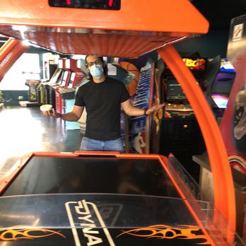 Cidercade Austin - Pizza Near Me - Austin, Texas Cidercade Austin - Pizza Near Me - Austin, Texas