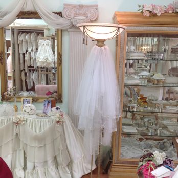 White Dove - Bridal Near Me - Glenview, Illinois White Dove - Bridal Near Me - Glenview, Illinois