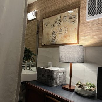 Madcap - Bathroom - New American Near Me - San Anselmo, California