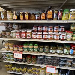 Ararat Market - Great assortment of items