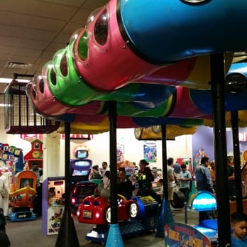 Chuck E. Cheese - Inside pic - Pizza Near Me - Willowdale, Ontario