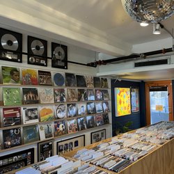 Hungry Ear Records - Hungry ear records!
