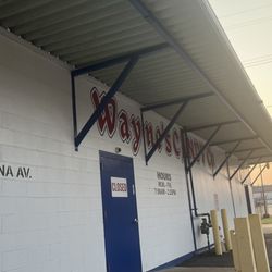 Wayne's Candy
