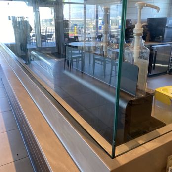 Starbucks - Coffee & Tea Near Me - Vernon, California