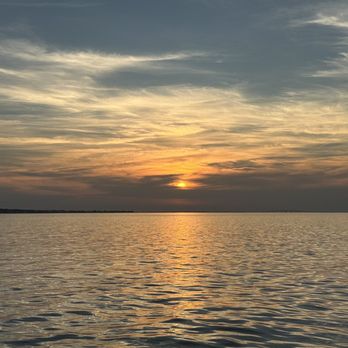 Splash RV Resort & Waterpark - Sunset at nearby beach just 20-30 minutes away - Campgrounds Near Me - Milton, Florida Splash RV Resort & Waterpark - Sunset at nearby beach just 20-30 minutes away - Campgrounds Near Me - Milton, Florida