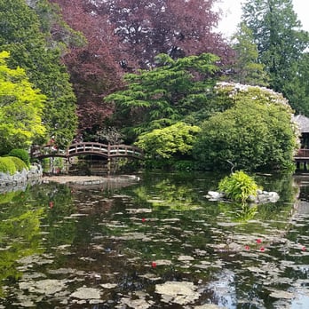 Hatley Castle - Garden - Landmarks & Historical Buildings Near Me - Victoria, British Columbia