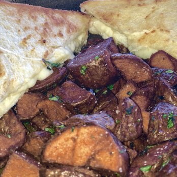Brekkie Cafe - Breakfast & Brunch Near Me - Calgary, Alberta Brekkie Cafe - Breakfast & Brunch Near Me - Calgary, Alberta