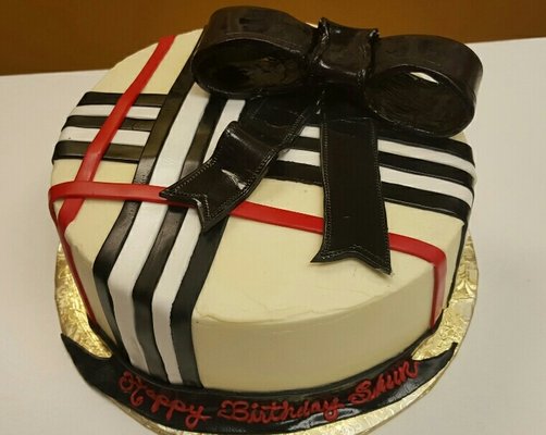 Ms. Myrtle's Bakery by null