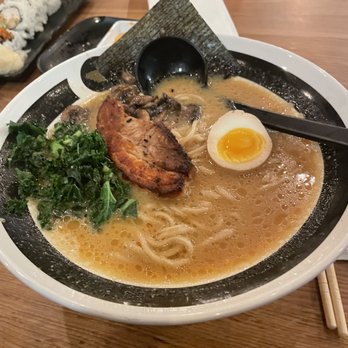 Silverlake Ramen - The Garlic Truffle Ramen - Ramen Near Me - Long Beach, California