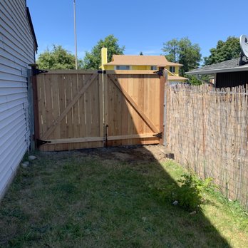 A.K. Custom Fence and Deck - Gate 2 - Fences & Gates Near Me - Sumner, Washington