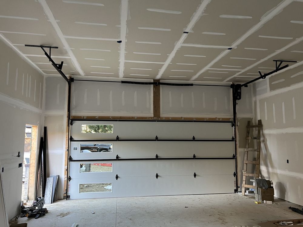 St Clair Garage Door - Garage Door Contractor in Algonac, MI