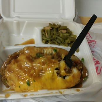 Mom's Country Deli - Potatoe with ground beef with carrots,peas and corn. Top off with mashed potatoes and gravy :) - Breakfast & Brunch Near Me - Houston, Texas Mom's Country Deli - Potatoe with ground beef with carrots,peas and corn. Top off with mashed potatoes and gravy :) - Breakfast & Brunch Near Me - Houston, Texas