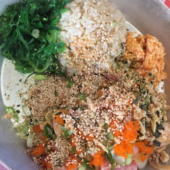 Uroko Poke - Medium Bowl with Rice - Japanese Near Me - Costa Mesa, California