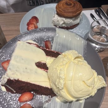 Demetres Shops At Don Mills - Piece Talks - Desserts Near Me - Toronto, Ontario