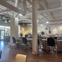 Tall ceilings and natural lighting