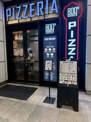 800 Degrees Neapolitan Pizzeria NEWoMan by null