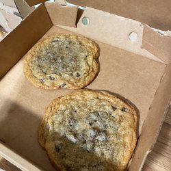 Pasquale's Pizza & Pasta - Fresh baked cookies