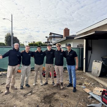 Salt N Light Electric - Our proud team of Electricians!
From left to right:

Paulo, Joey, John, Nolan, Joseph, and Matthew - Electricians Near Me - Irvine, California