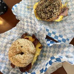Breakfast bagels
