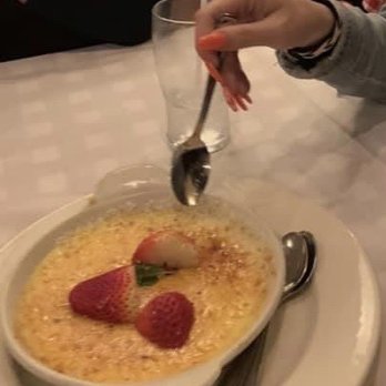 Maggiano's - Crème Brûlée - Italian Near Me - Las Vegas, Nevada Maggiano's - Crème Brûlée - Italian Near Me - Las Vegas, Nevada