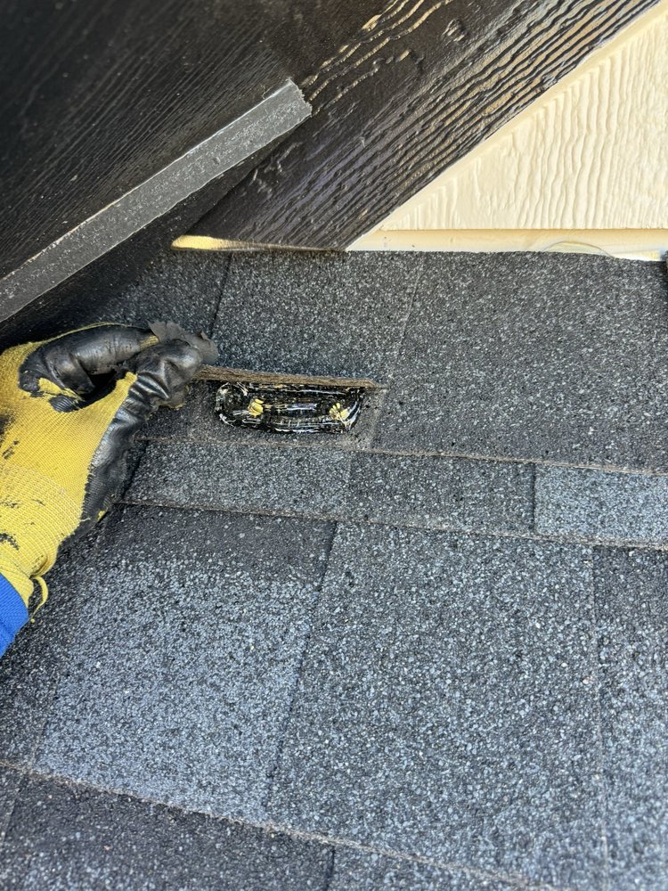 Slide of Texas Pride Roofing & Fencing