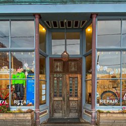 The Broken Spoke - Fall 20 storefront window display