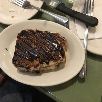 Pompilios - Decent enough Tiramisu - Italian Near Me - Newport, Kentucky Pompilios - Decent enough Tiramisu - Italian Near Me - Newport, Kentucky
