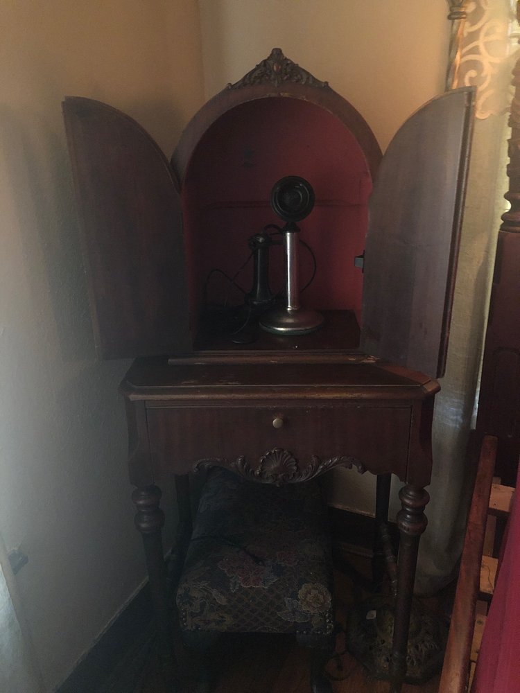 ALLA’S HISTORICAL BED AND BREAKFAST SPA & CABANA Updated July 2024