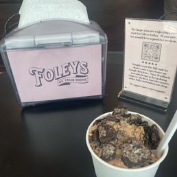 Chocolate ice cream with Oreos and Heath bar for the toppings.