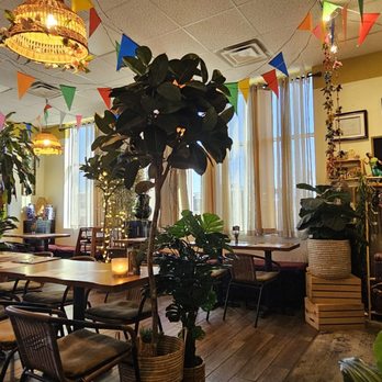 Pailin Thai Cuisine - Interior - Thai Near Me - Moore, Oklahoma Pailin Thai Cuisine - Interior - Thai Near Me - Moore, Oklahoma
