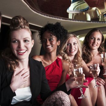 Rockstar Limo - www.rockstarlimo.net - Limos Near Me - Coventry, Rhode Island