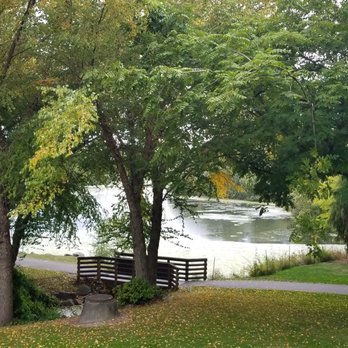 Commonwealth Lake Park - East end of lake trail. - Parks Near Me